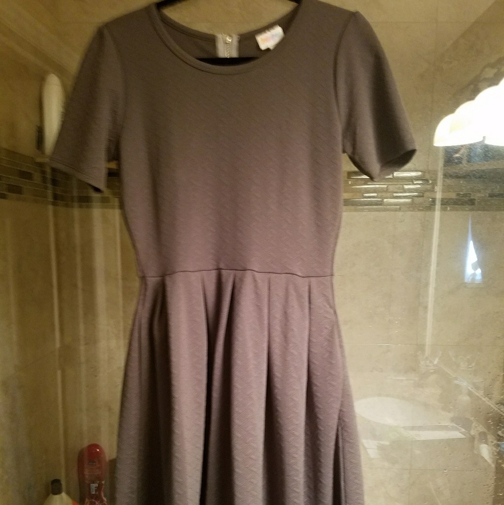 ARMY GREEN AMELIA